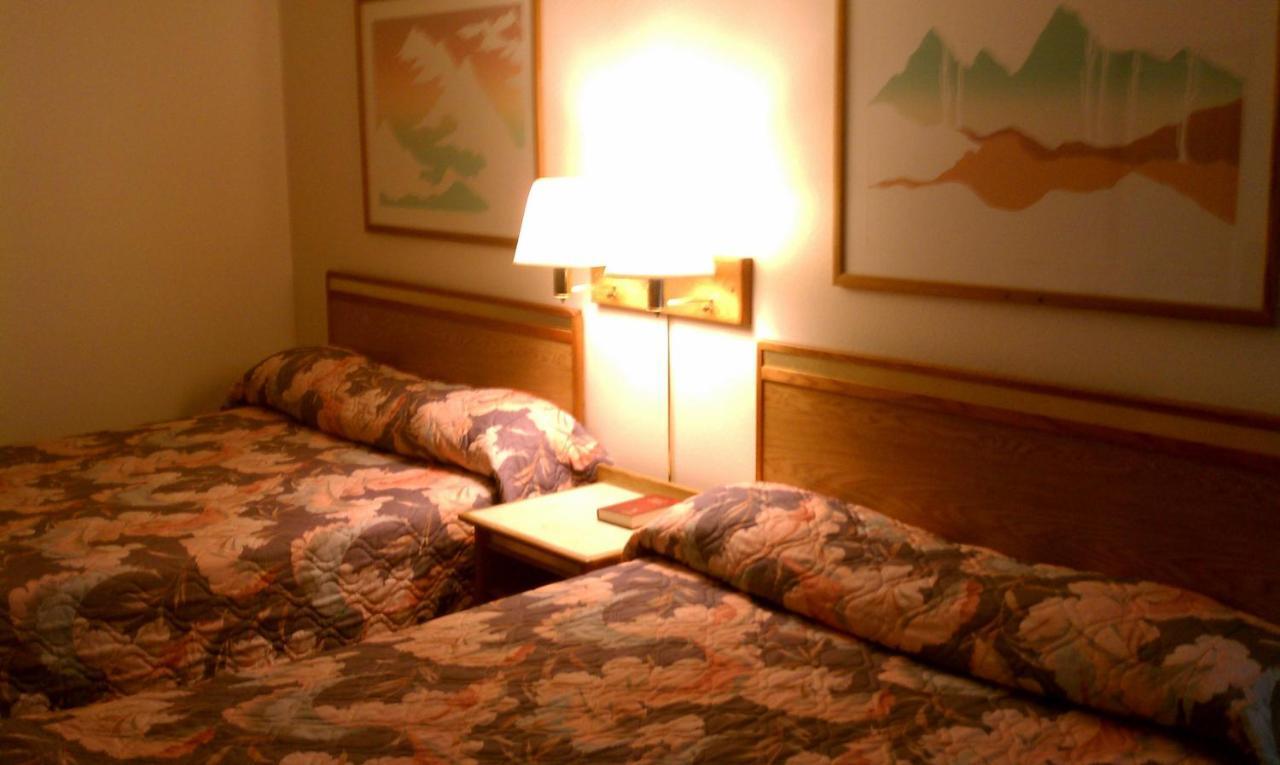 בולהד סיטי Colorado River Value Inn מראה חיצוני תמונה